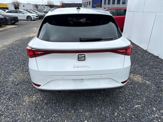 Seat / Leon / Wei&szlig; / / / ACC AHK PDC RFK 