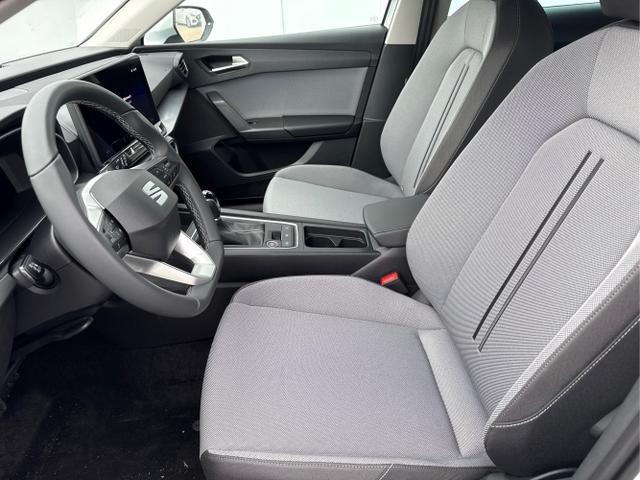 Seat / Leon / Wei&szlig; / / / ACC AHK PDC RFK 