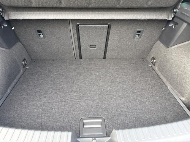 Cupra / Leon / Wei&szlig; / / / DSG NAVI INTELLIGENT DRIVE ACC SHZ KEYLESS