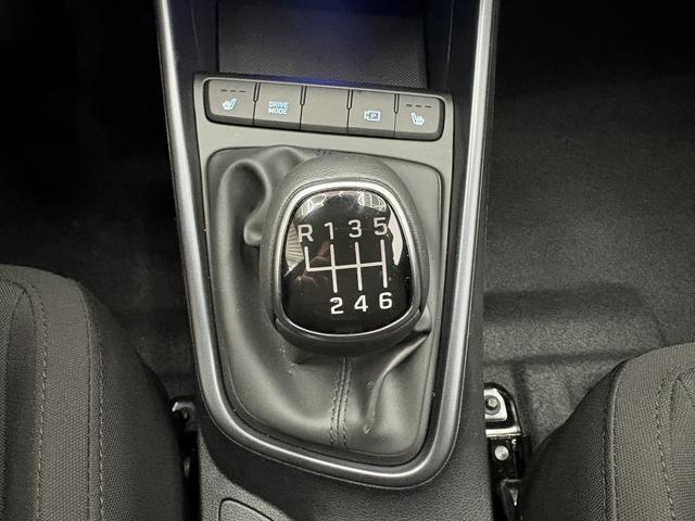 Hyundai i20 COMFORT BLACK PACK KLIMAAUTOMATIK NAVI WP 