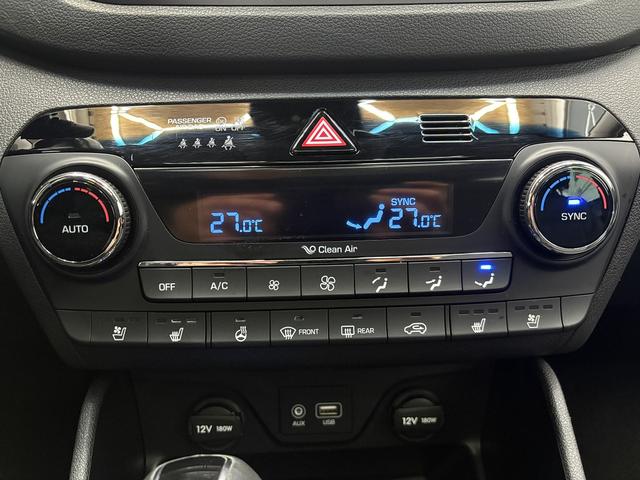 Hyundai TUCSON PREMIUM BLUE NAVI/SHZ/PANO/ RFK /EL.HECKKLAPPE 