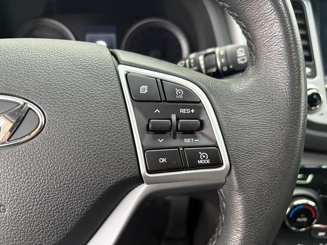 Hyundai TUCSON PREMIUM BLUE NAVI/SHZ/PANO/ RFK /EL.HECKKLAPPE 