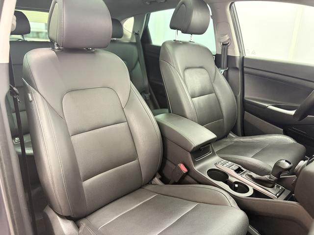 Hyundai TUCSON PREMIUM BLUE NAVI/SHZ/PANO/ RFK /EL.HECKKLAPPE 