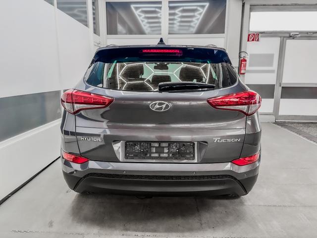 Hyundai TUCSON PREMIUM BLUE NAVI/SHZ/PANO/ RFK /EL.HECKKLAPPE 