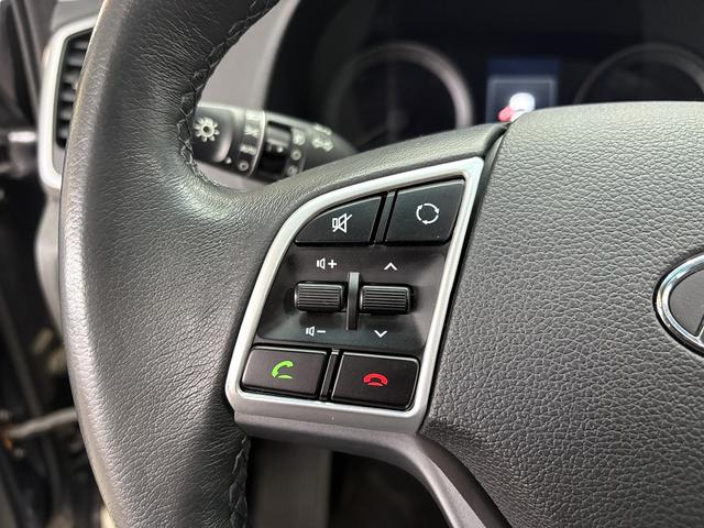 Hyundai TUCSON PREMIUM BLUE NAVI/SHZ/PANO/ RFK /EL.HECKKLAPPE 