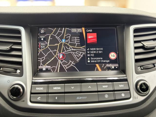 Hyundai TUCSON PREMIUM BLUE NAVI/SHZ/PANO/ RFK /EL.HECKKLAPPE 