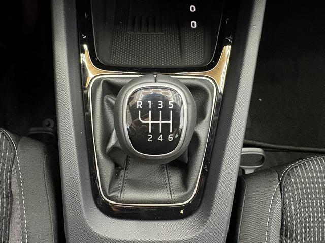 Skoda Octavia Combi Selection ACC NAVI BSD SHZ RFK 