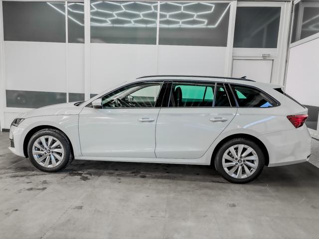 Skoda Octavia Combi Selection ACC NAVI BSD SHZ RFK 
