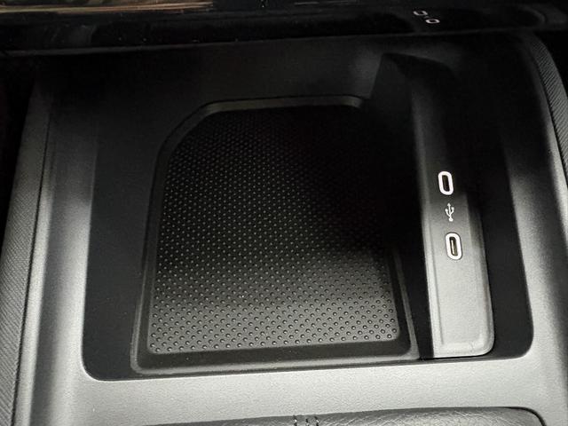 Skoda Kamiq Easy DSG AHK TEMPOMAT SHZ ALU 