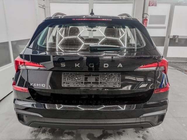 Skoda Kamiq Easy DSG AHK TEMPOMAT SHZ ALU 