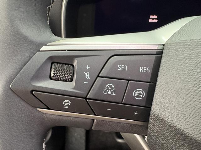 Seat Leon Style ACC SHZ RFK PDC Licht/Regensensor 