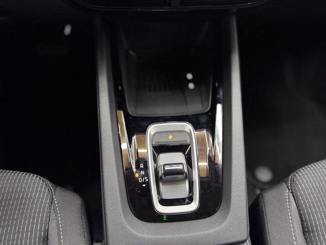 Skoda Octavia Combi Selection DSG ACC NAVI BSD 