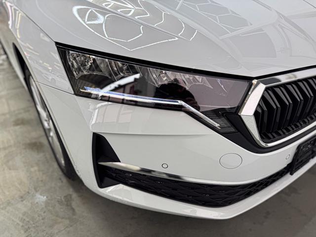 Skoda Octavia Combi Selection DSG ACC NAVI BSD 