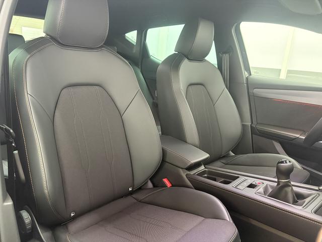 Cupra Leon 1.5 TSI NAVI INTELLIGENT DRIVE MATRIX 