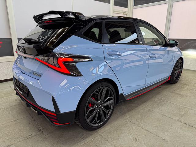 Hyundai i20 PERFORMANCE NAVI SHZ RFK BOSE 