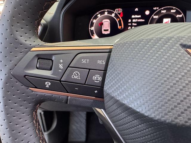 Cupra Leon Sportstourer 1.5 TSI NAVI ACC KEYLESS SHZ RFK 