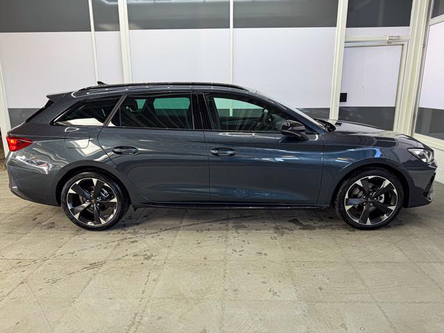 Cupra Leon Sportstourer 1.5 TSI NAVI ACC KEYLESS SHZ RFK 