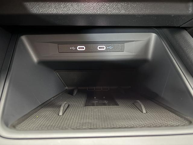 Cupra Leon Sportstourer 1.5 eTSI DSG AHK ACC KEYLESS SHZ RFK 