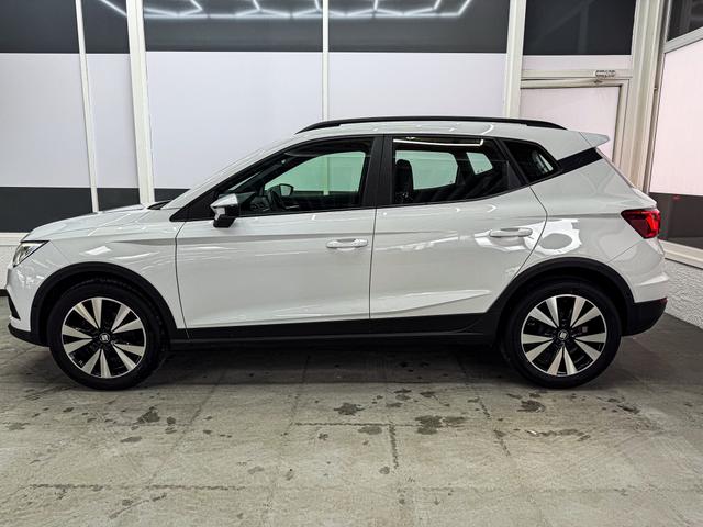 Seat Arona 1.0 TSI STYLE NAVI SHZ LED BSD AHK 