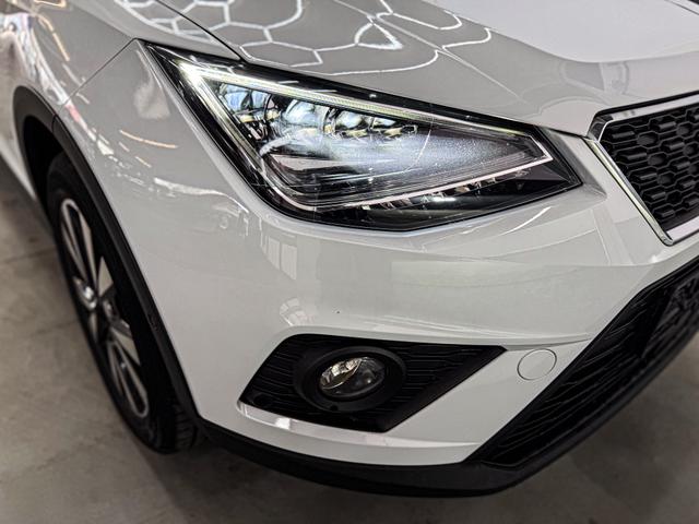 Seat Arona 1.0 TSI STYLE NAVI SHZ LED BSD AHK 