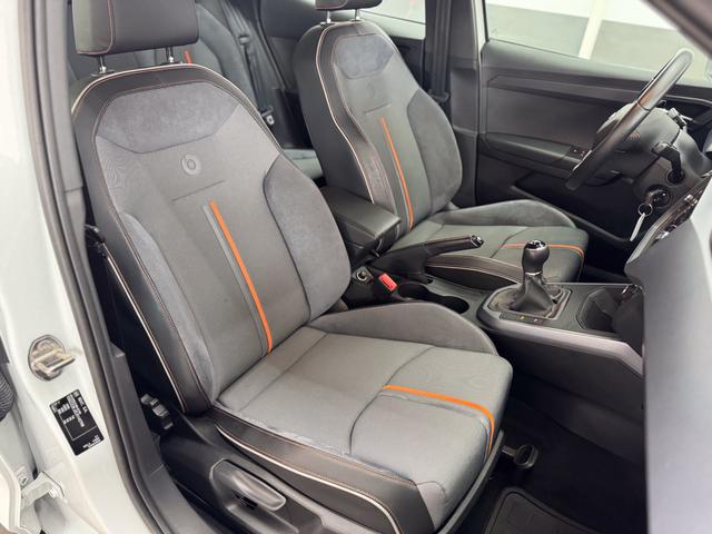 Seat Arona 1.0 TSI STYLE NAVI SHZ LED BSD AHK 