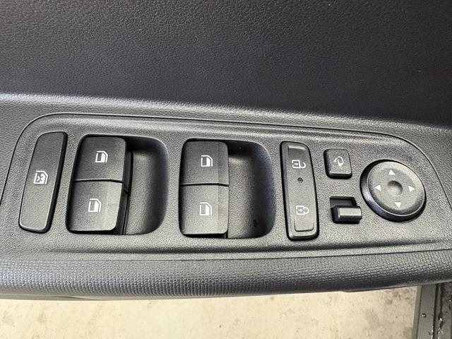 Hyundai Inster TREND PLUS SHZ NAVI KLIMAAUTOMATIK ACC RFK PDC 