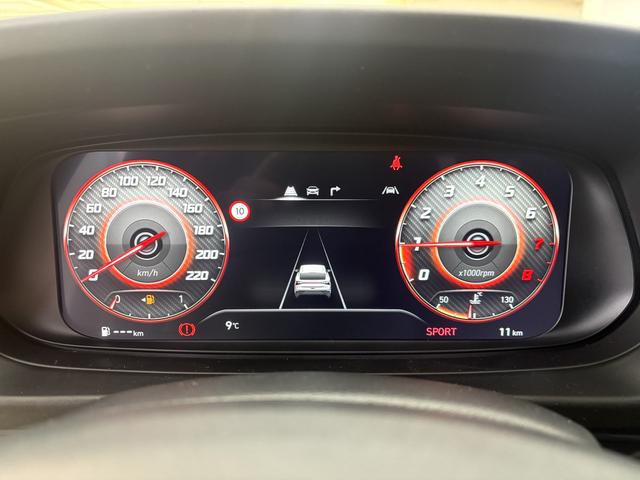 Hyundai i20 COMFORT BLACK PACK KLIMAAUTOMATIK NAVI WP 