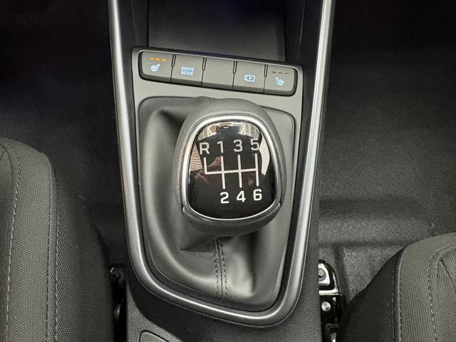 Hyundai i20 COMFORT BLACK PACK KLIMAAUTOMATIK NAVI WP 