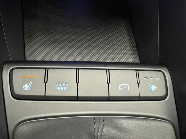 Hyundai i20 COMFORT BLACK PACK KLIMAAUTOMATIK NAVI WP 