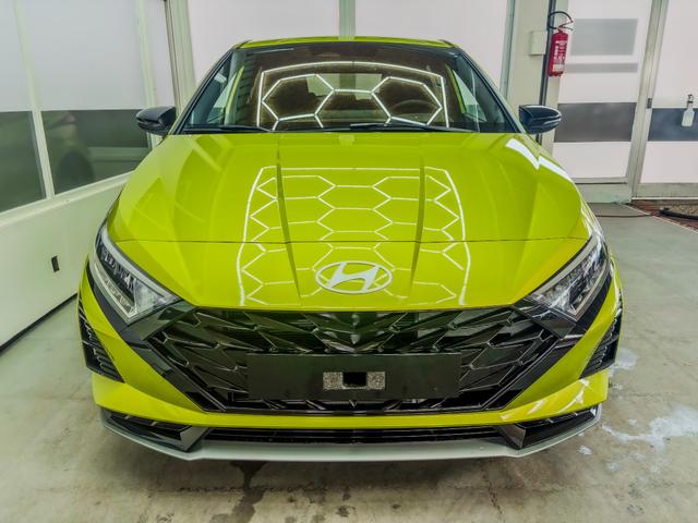 Hyundai i20 - COMFORT BLACK PACK KLIMAAUTOMATIK NAVI WP