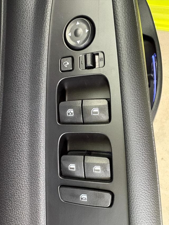 Hyundai i20 COMFORT BLACK PACK KLIMAAUTOMATIK NAVI WP 