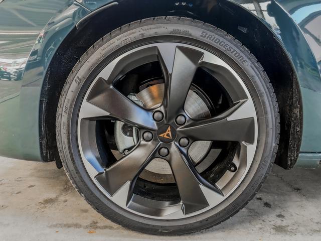 Cupra Leon Sportstourer 1.5 TSI MATRIX NAVI SHZ RFK KEYLESS 