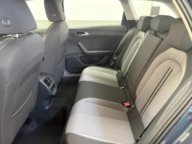 Seat Leon Sportstourer Style ACC SHZ RFK PDC 