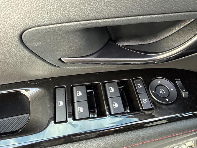 Hyundai / TUCSON / Grau /  /  / 