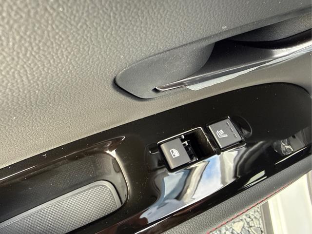 Hyundai / TUCSON / Grau /  /  / 