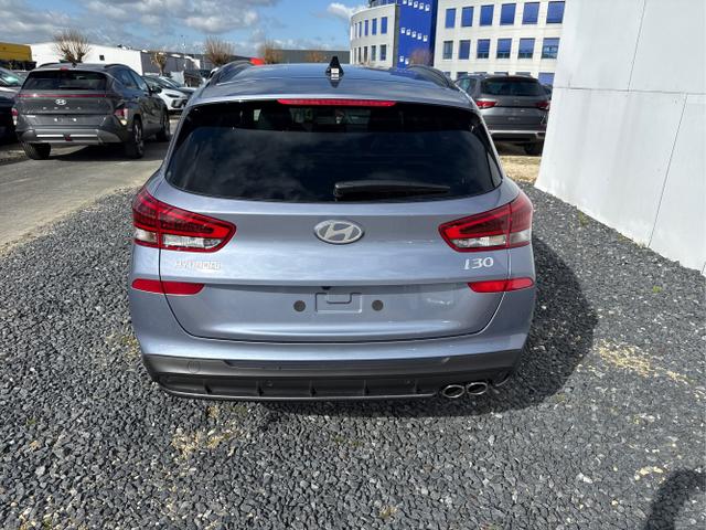 Hyundai / i30 / Grau /  /  / 