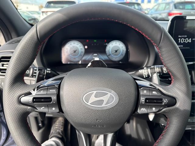 Hyundai / i30 / Grau /  /  / 