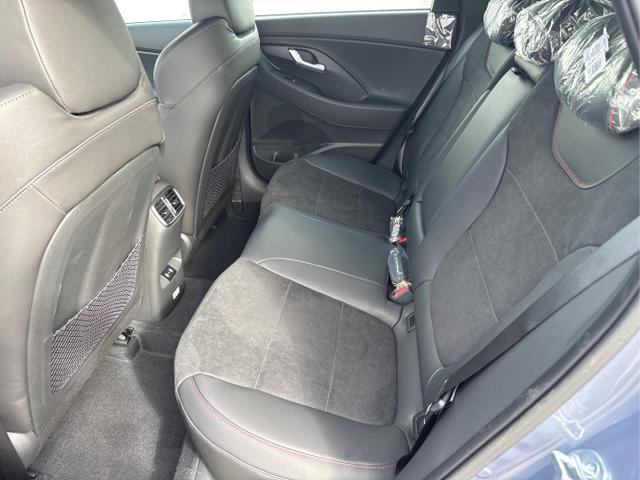 Hyundai / i30 / Grau /  /  / 