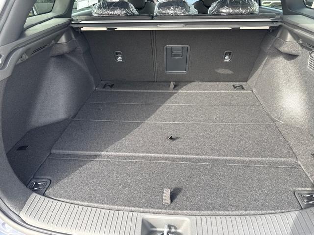 Hyundai / i30 / Grau /  /  / 