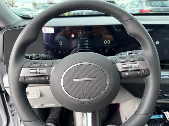 Hyundai / KONA / Grau /  /  / 