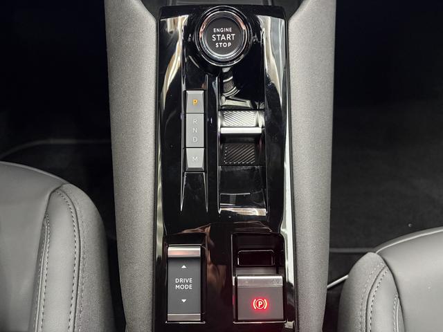 Alfa Romeo Junior Speciale IBRIDA MATRIX ACC KEYLESS NAVI 