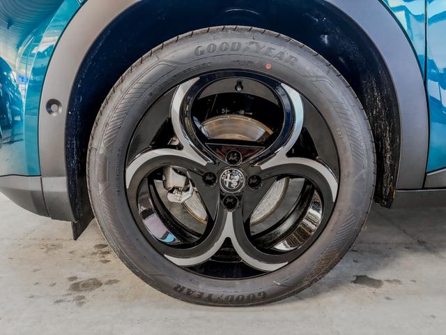 Alfa Romeo Junior Speciale IBRIDA MATRIX ACC KEYLESS NAVI 