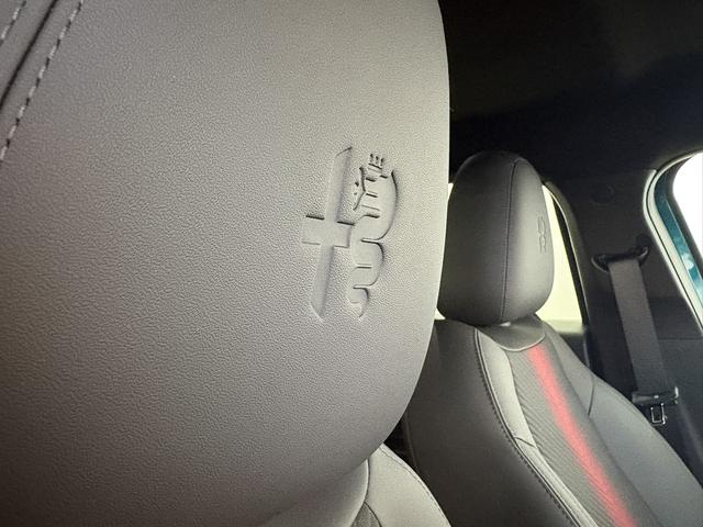 Alfa Romeo Junior Speciale IBRIDA MATRIX ACC KEYLESS NAVI 