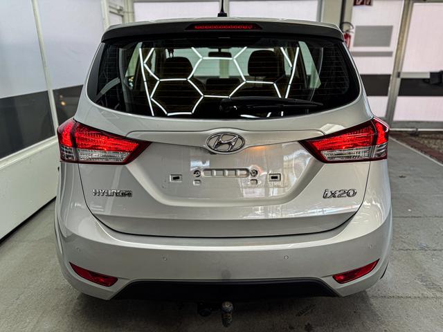 Hyundai ix20 TREND AUT NAVI AHK RFK SHZ PDC 