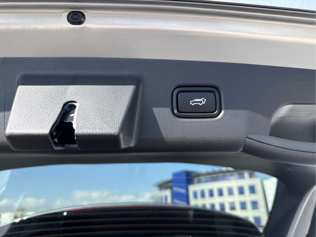 Hyundai / TUCSON / Grau /  /  / 