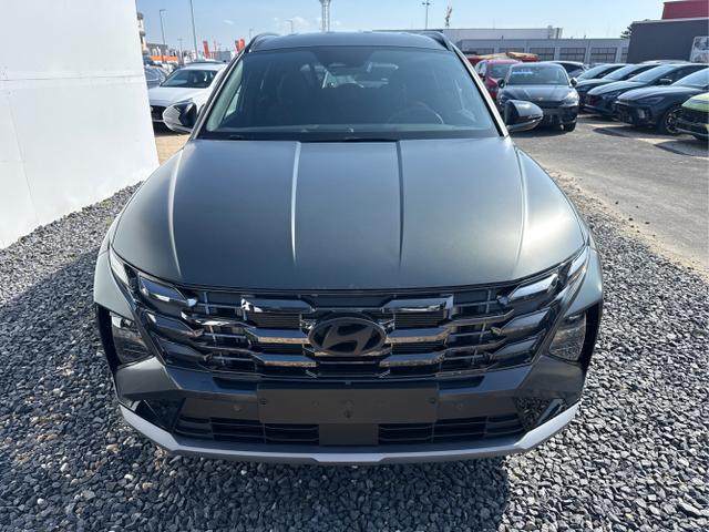 Hyundai / TUCSON / Grau / / / 