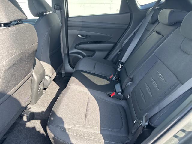 Hyundai / TUCSON / Grau /  /  / 