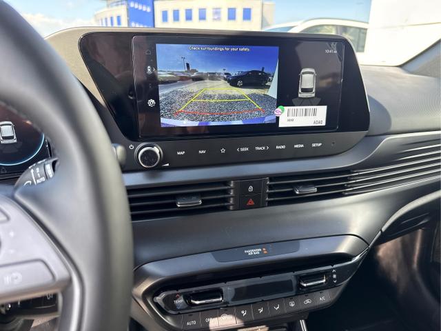 Hyundai / i20 / Grau /  /  / 