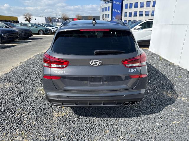 Hyundai / i30 / Grau /  /  / 