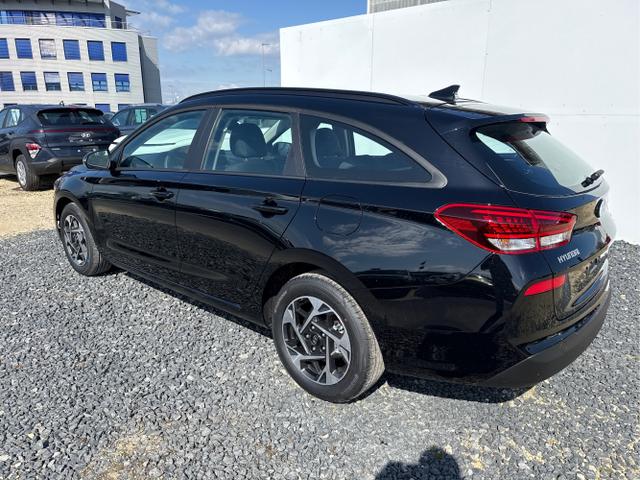 Hyundai / i30 / Grau / / / 